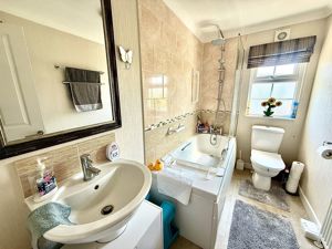 Photo 20- click for photo gallery